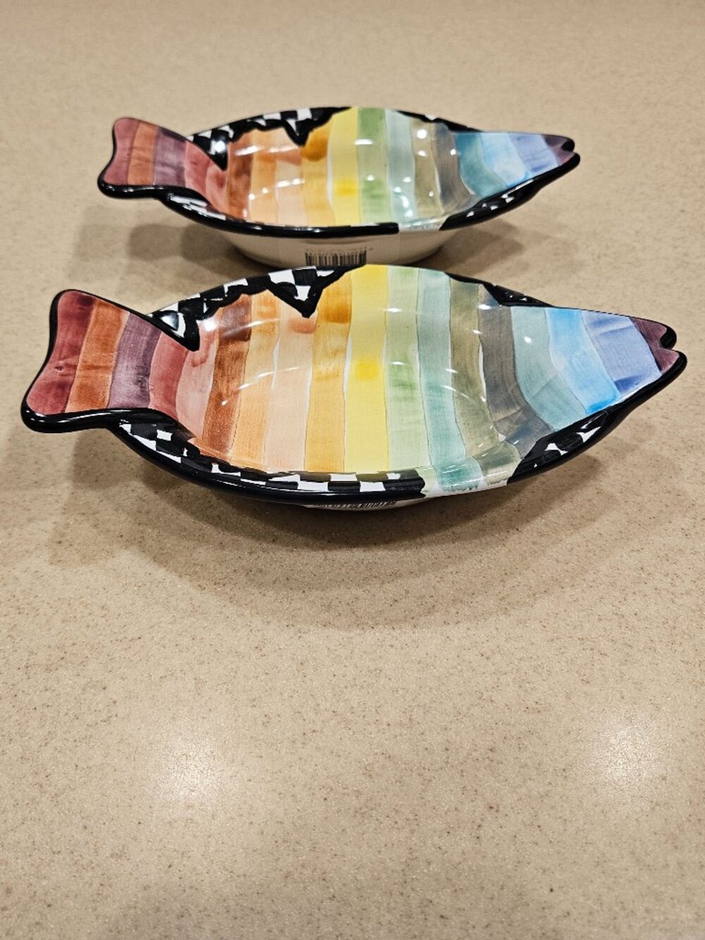 SET 2 MACKENZIE CHILDS RAINBOW FISH DISH CERAMIC DESSERT SALAD ACCENT PLATE BOWL - Picture 4 of 11